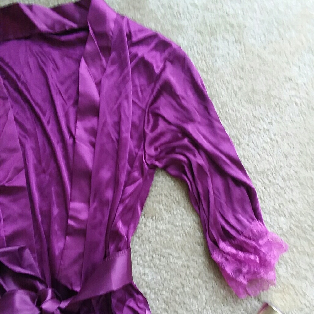 NWT Purple Robes - Picture 2 of 2
